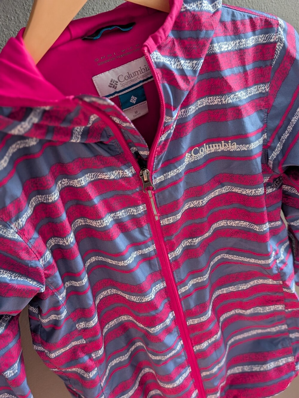 Columbia Kids M 10/12 Pink Blue Striped Light Jacket Hooded Outdoor Gorpcore - Picture 2 of 6